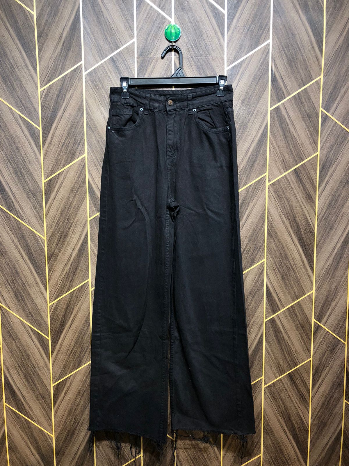 waide leg jeans high waist 28 length 41