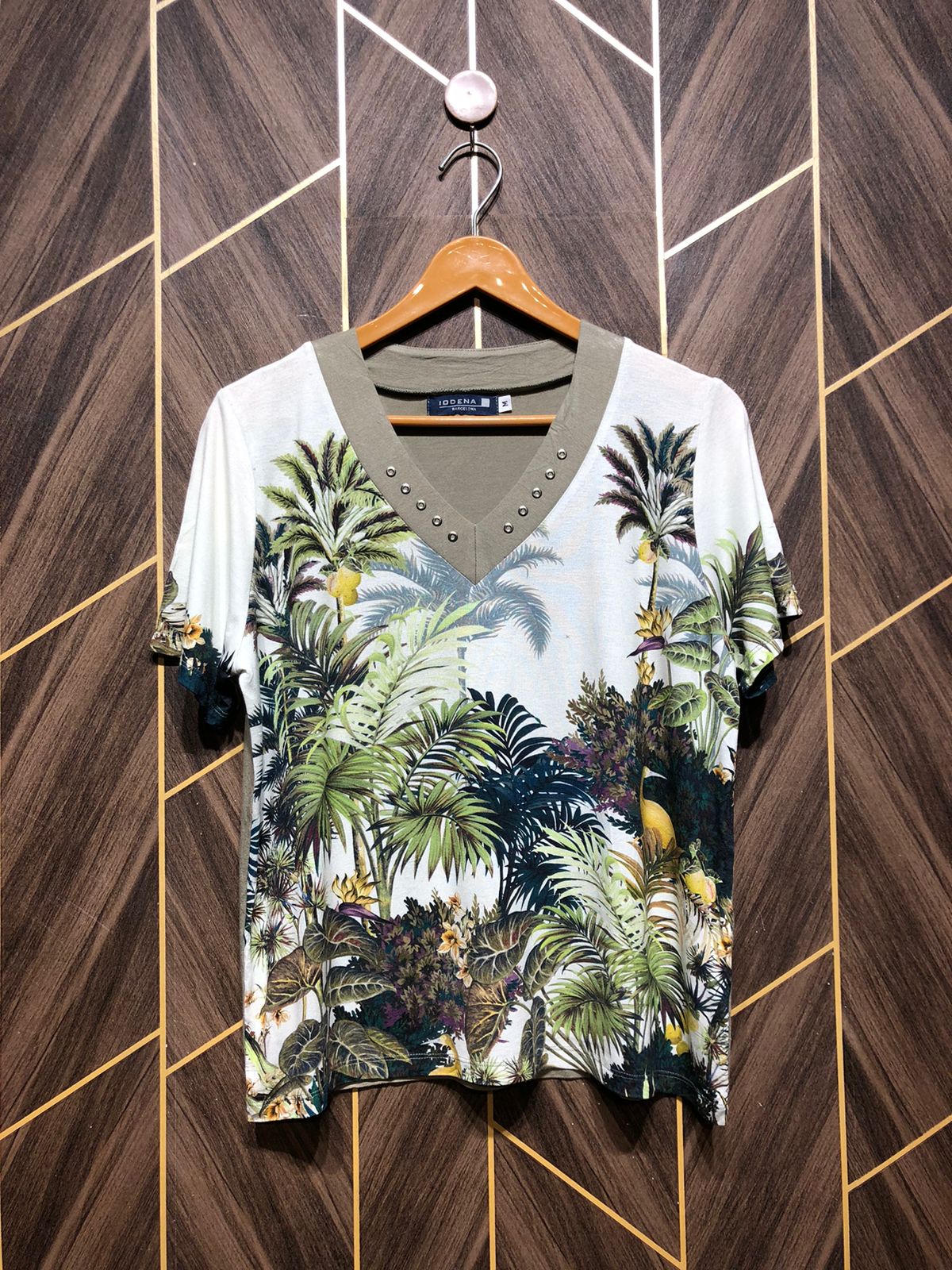 T-Shirt Jersey Medium Size Length 24