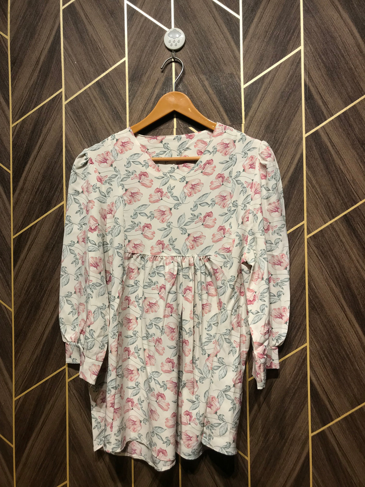 Western Top Small Chest 18 length 26 Chiffon