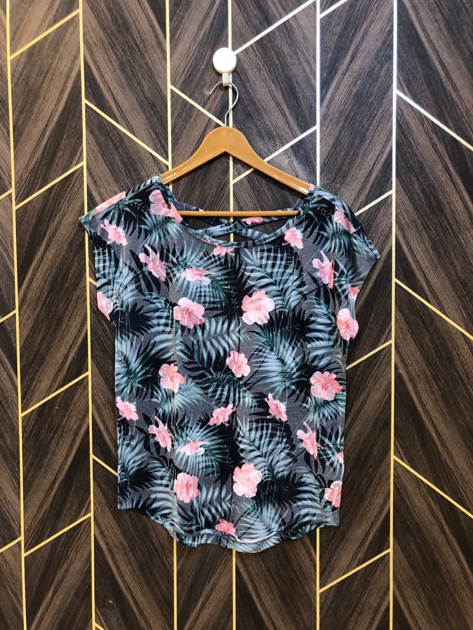 T-Shirt Jersey Medium Size Length 24