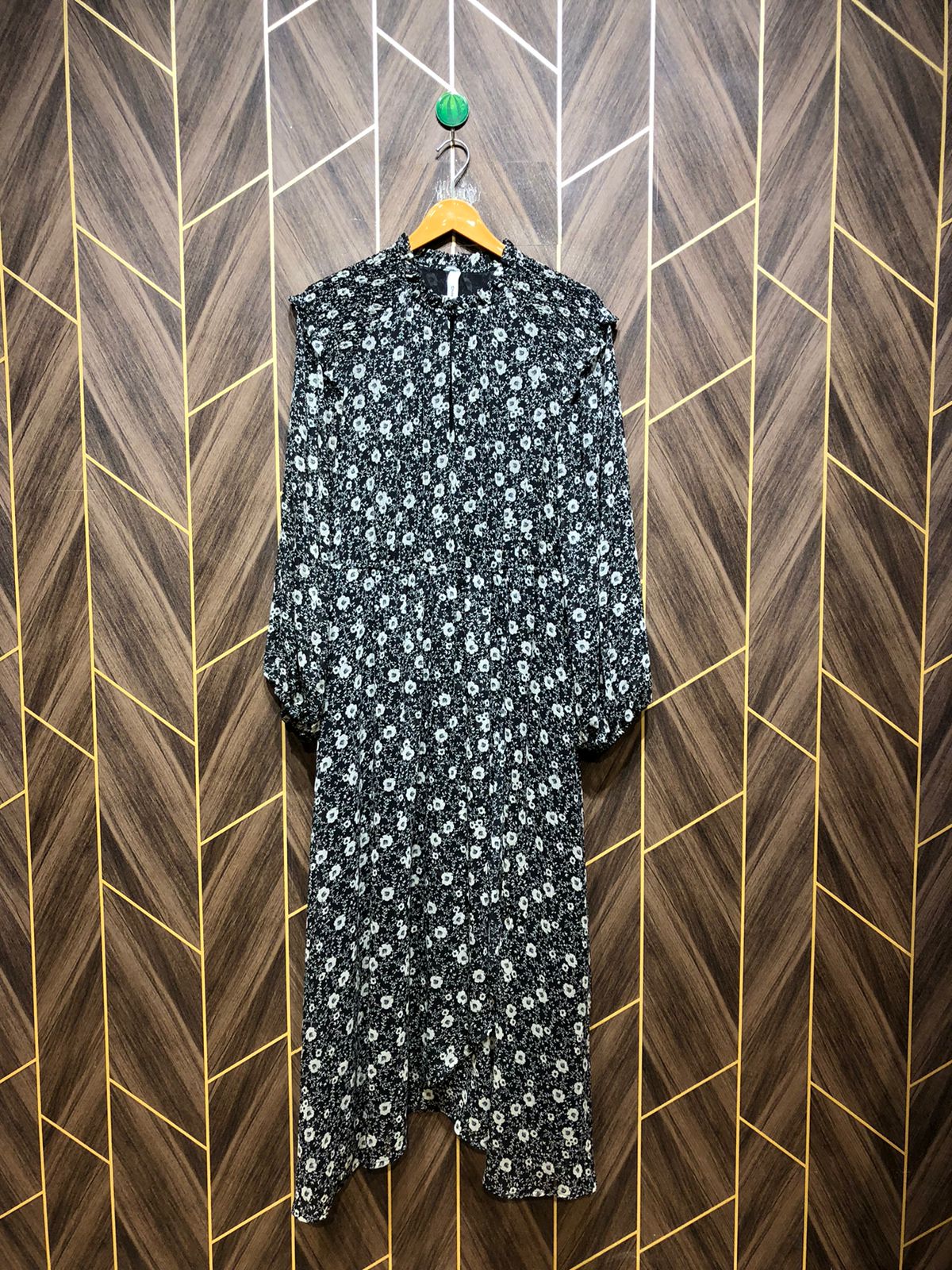 Western Long Maxi Chiffon X Large | Size | Chest 21 | Length 54