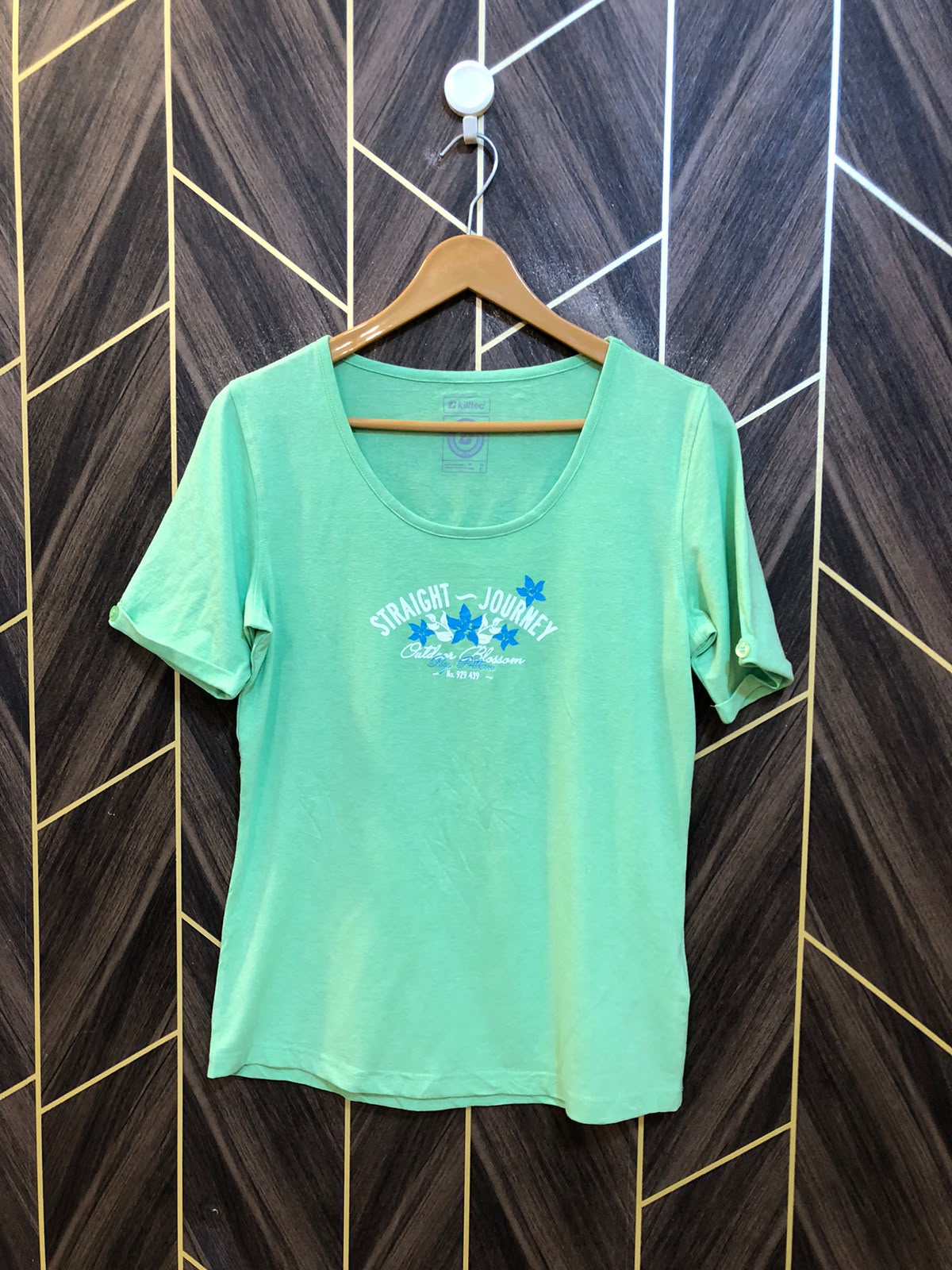 T-Shirt Jersey Medium Size Length 26