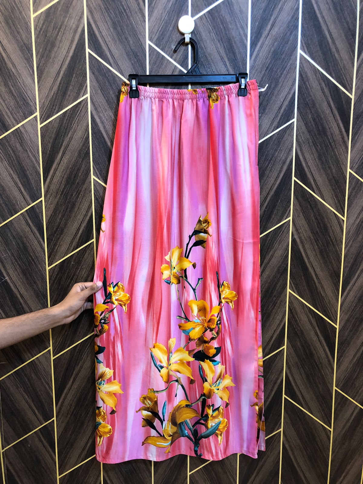 Women Skirts Silk Small | Size Waist 28 | Length 41