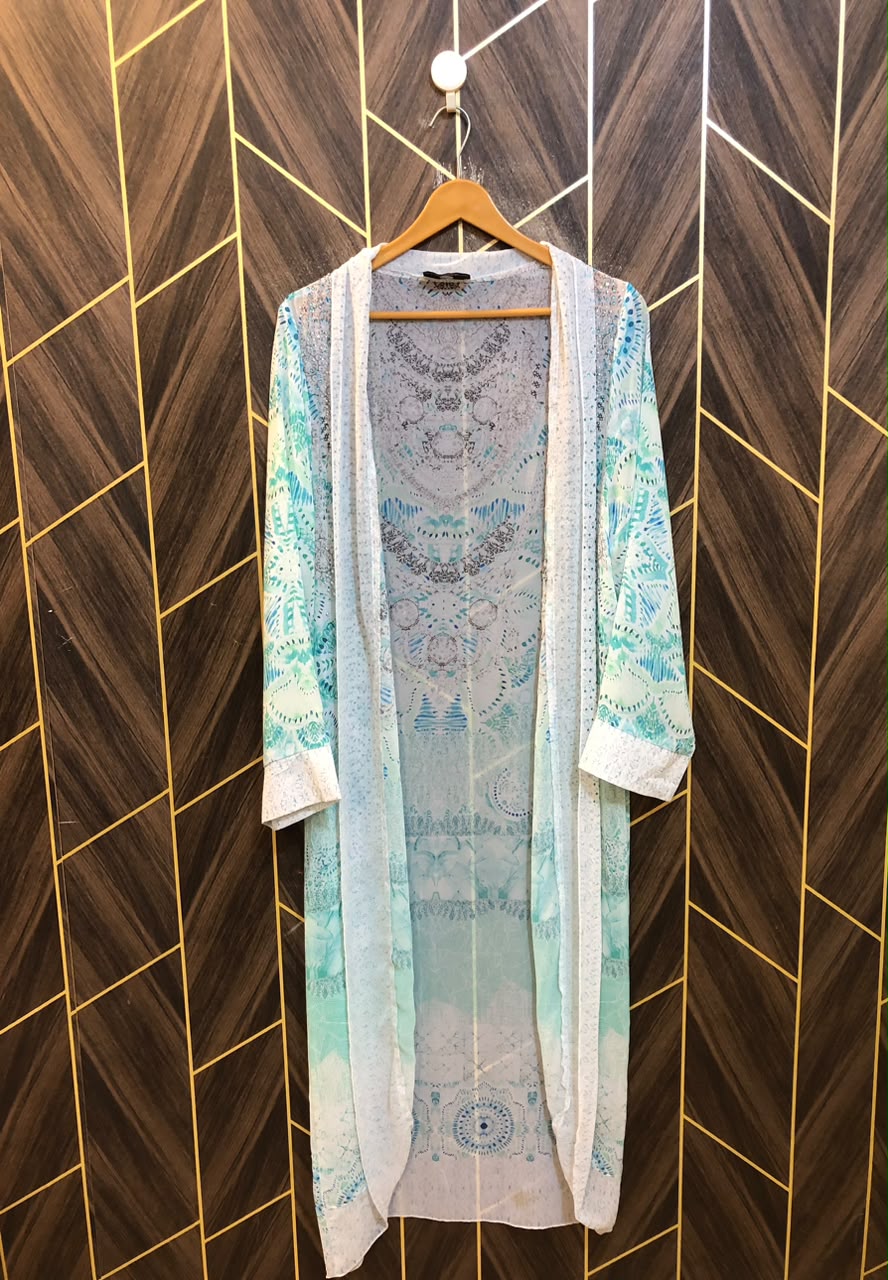 Western Long Maxi Chiffon Large | Size | Chest 20 | Length 51 shrug
