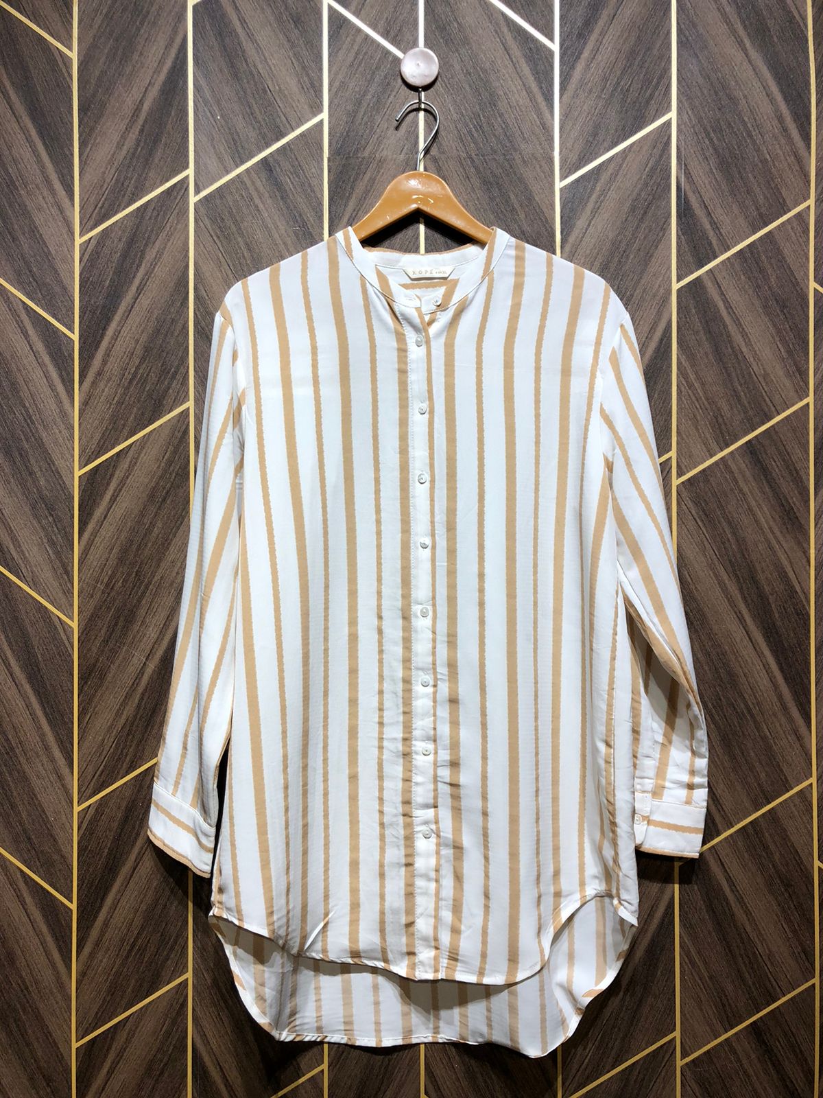 Western Top Chiffon – X-Large Size (Chest: 21, Length: 35  )