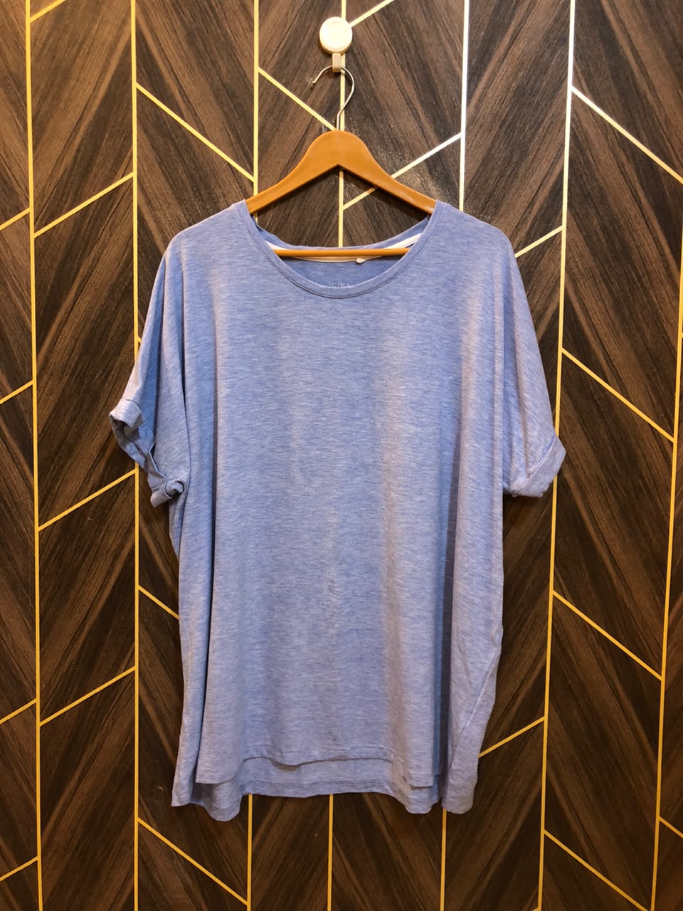 T-Shirt Jersey X Large Size Length 31 baggy