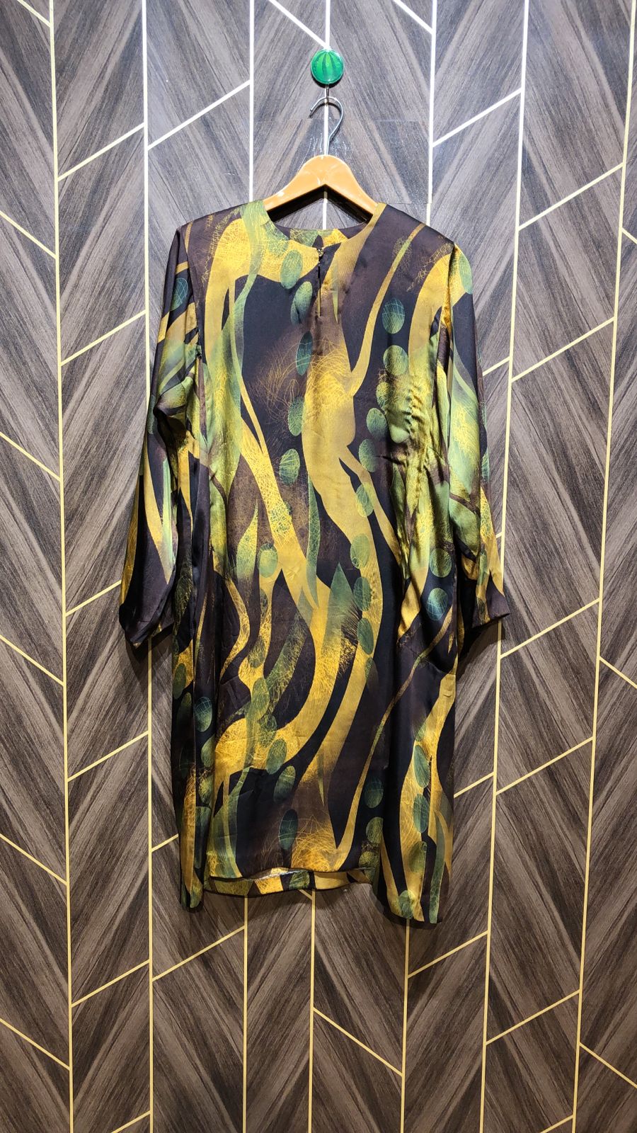 Silk Cordset – Small (Shirt Chest 19 , Length 40| Skirt Waist 32 , Length 41 )