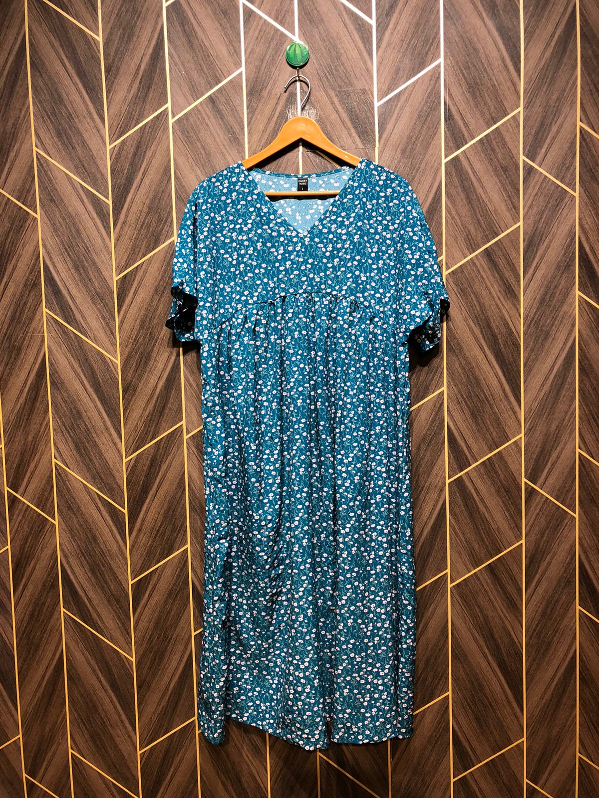 Western Long Maxi Silk X Large | Size | Chest 22 | Length 47
