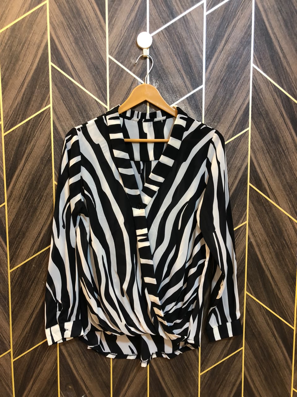 Western Top Chiffon (See Through) – Large Size (Chest: 20, Length: 27 )