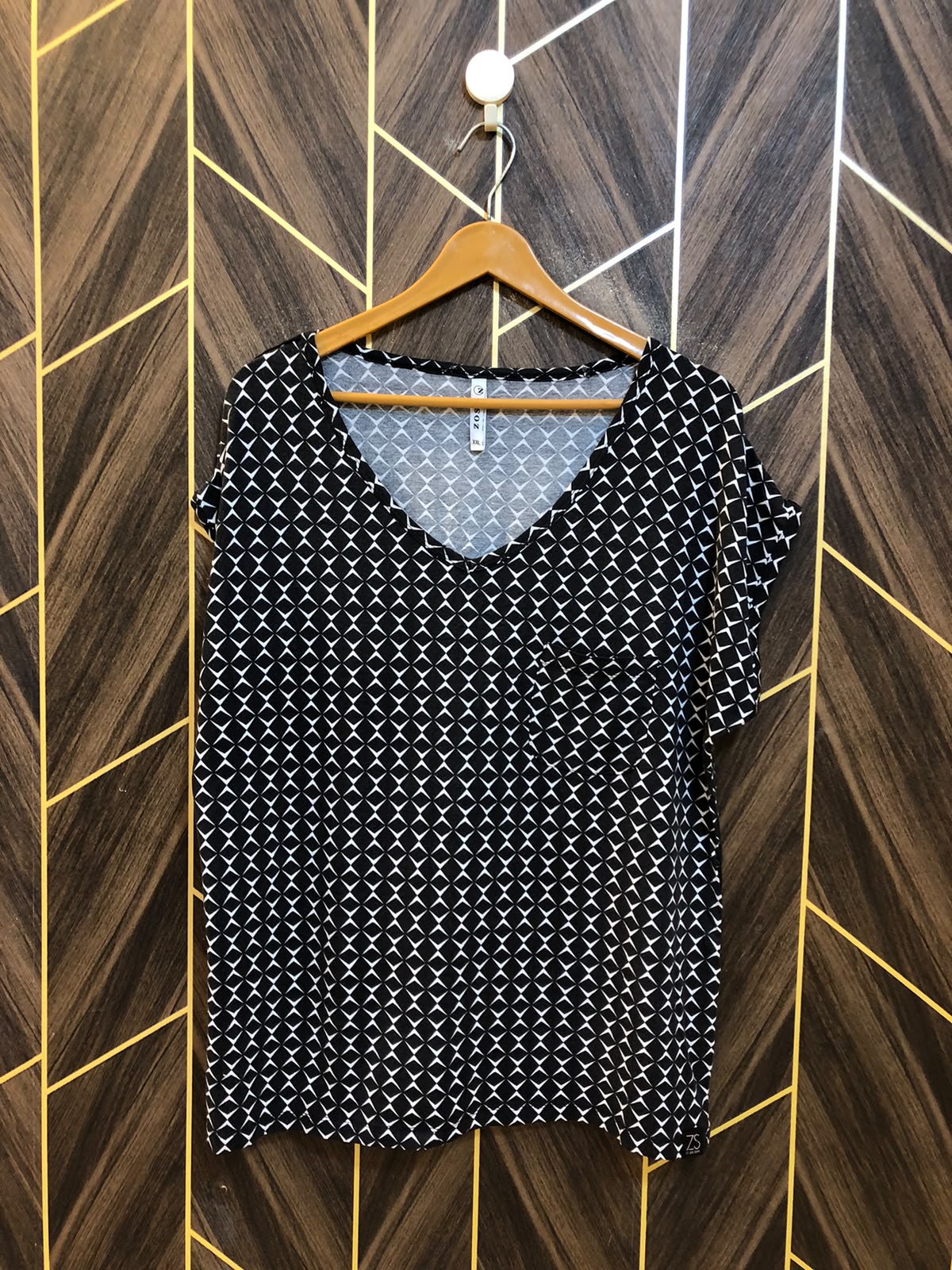 T-Shirt Jersey X Large Size Length 26 baggy