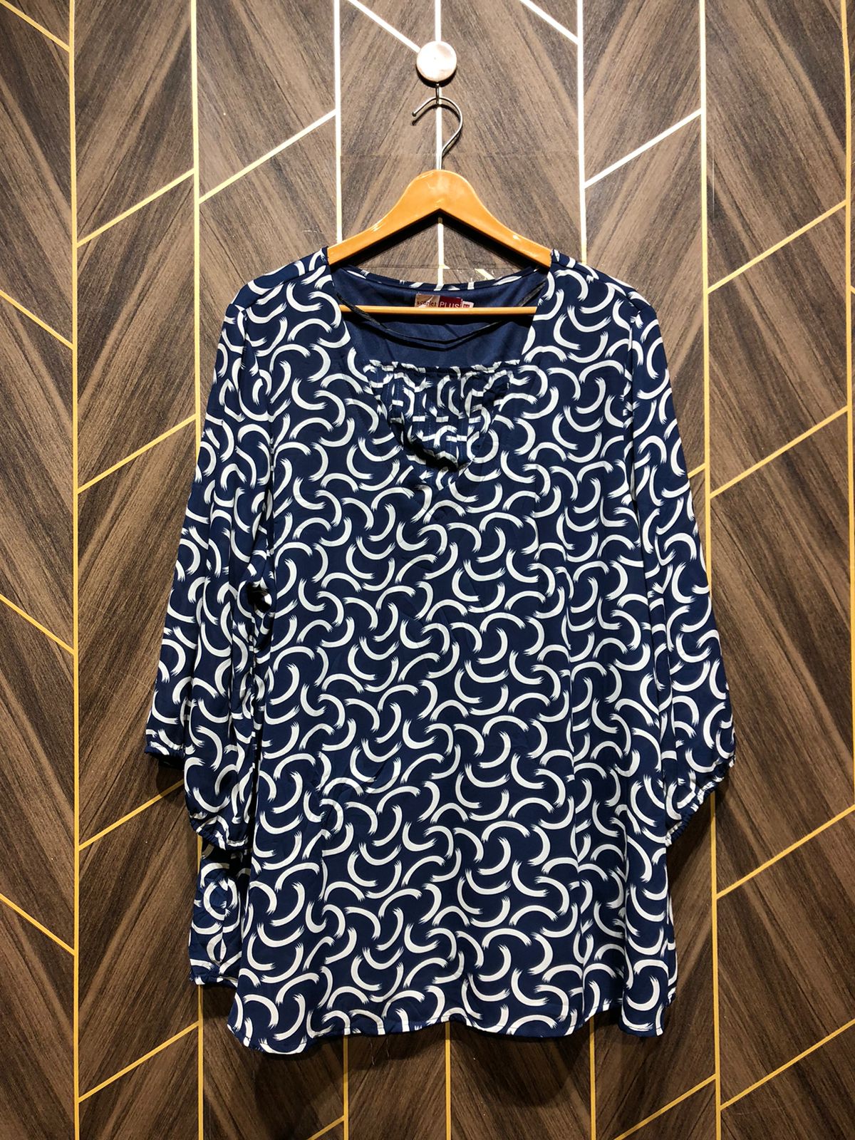 Western Top Chiffon – X-Large Size (Chest: 25, Length: 32  )
