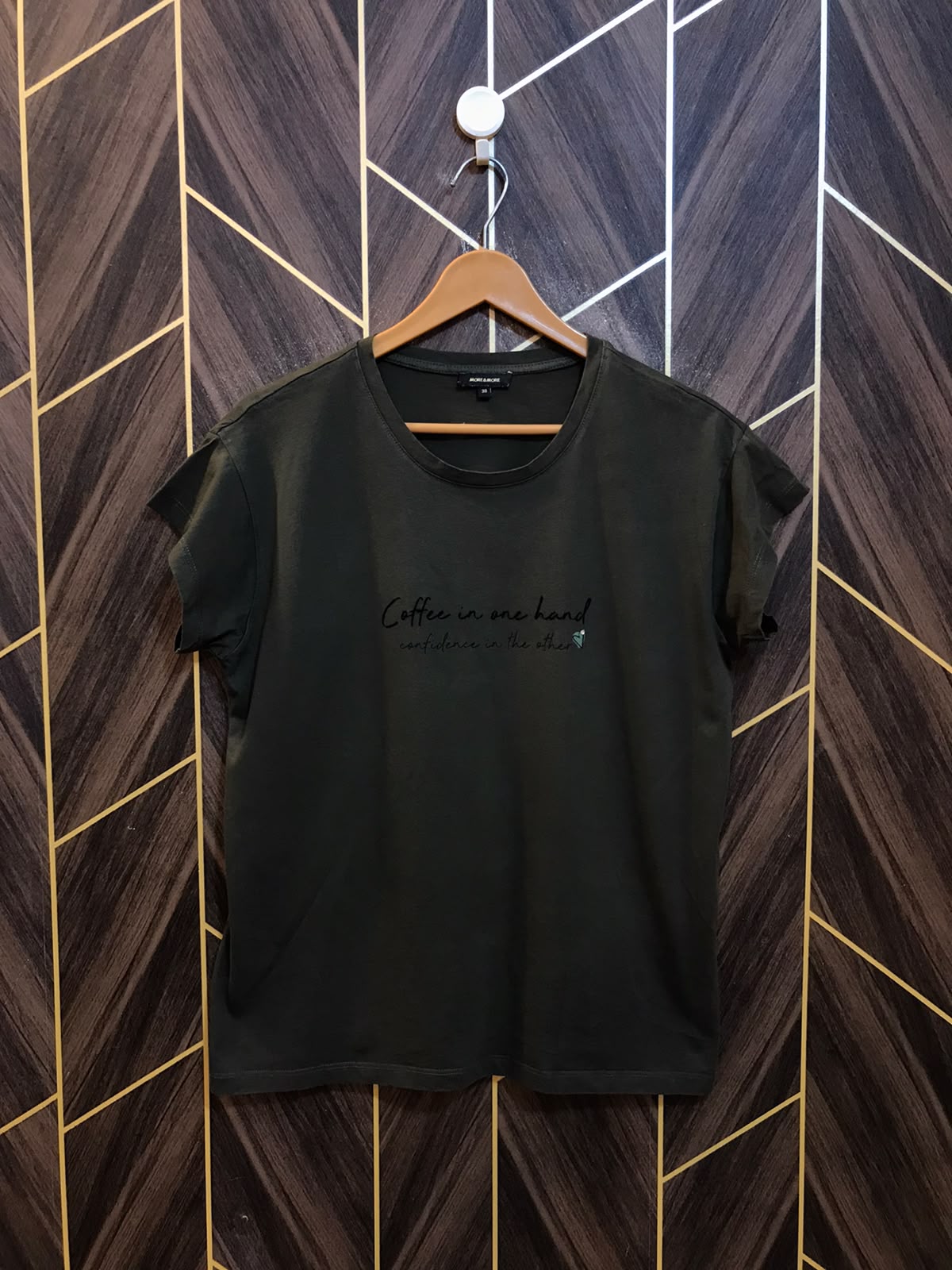 T-Shirt Jersey Medium Size Length 24