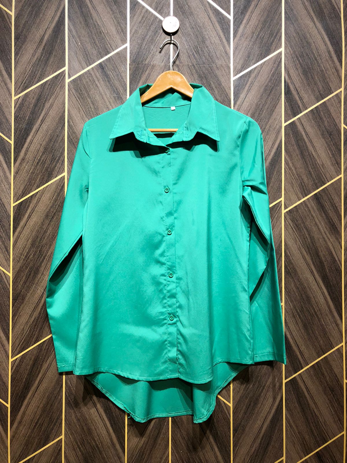 Western Top Silk – Medium Size (Chest: 19, Length: 30)