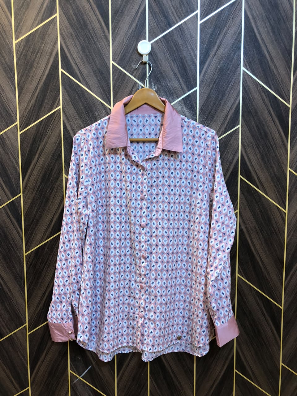 Western Top Silk – Large Size (Chest: 21 , Length: 28 )