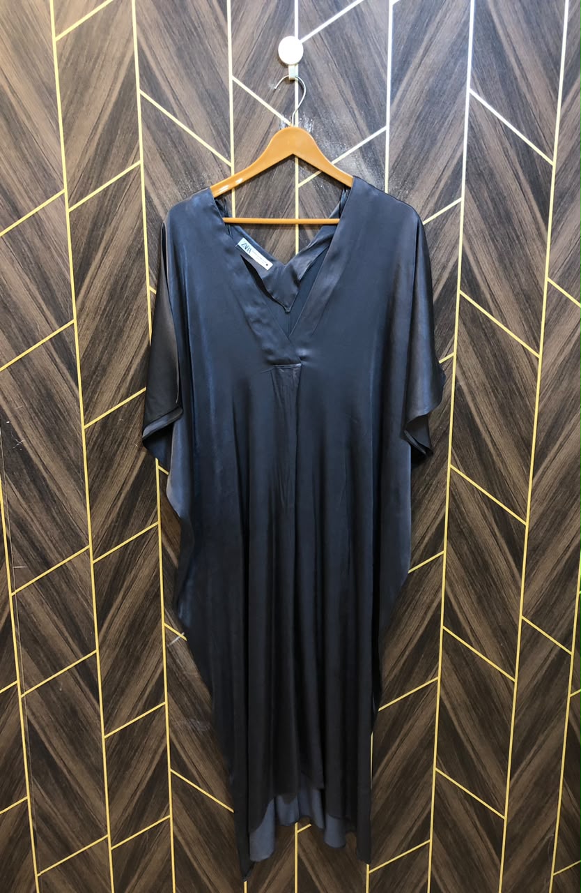 Western Long Maxi Silk 2XL | Size | Chest 24 | Length 51 betterfly style