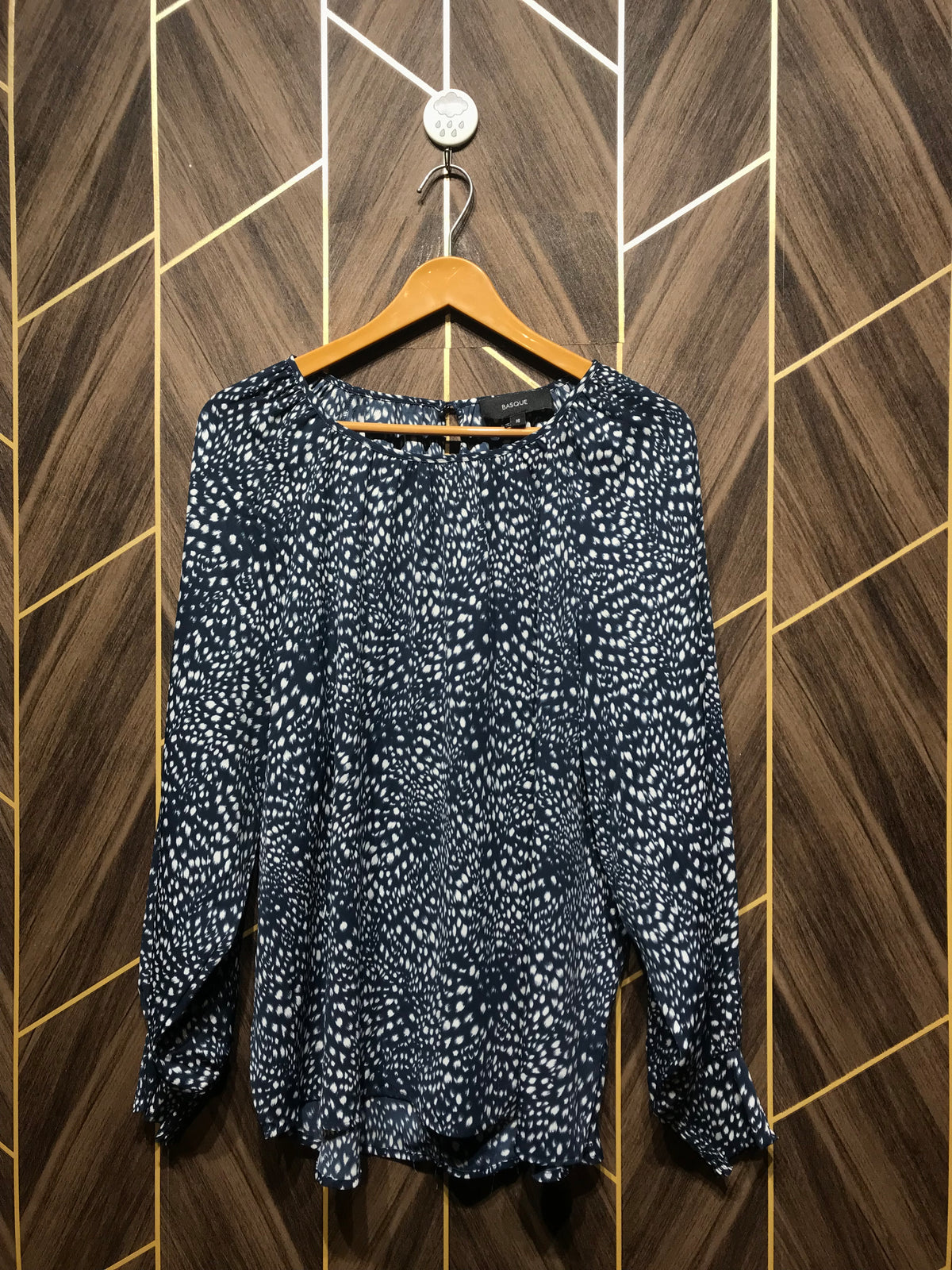 Western Top Large Chest 20 Length 27 Silk