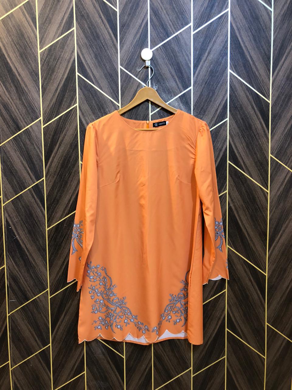 Western Top Silk – Medium Size (Chest: 19, Length: 23 )