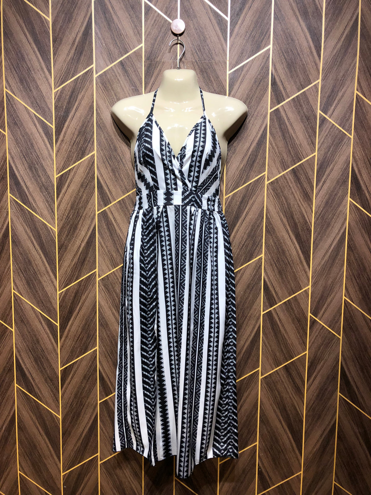 Long Maxie Chiffon Small Chest 18 Length 42