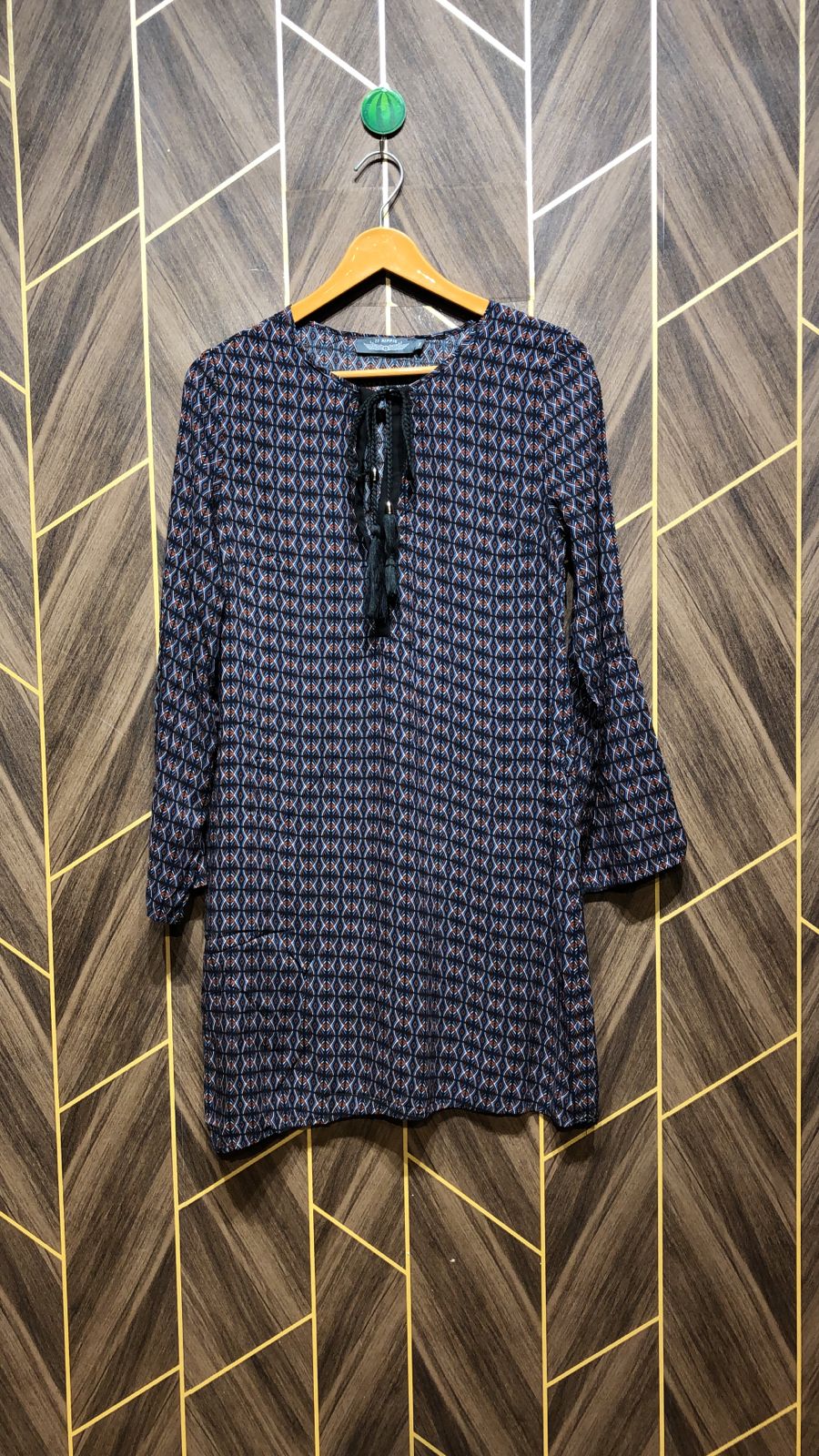 Women Long Shirt Linen Medium | Chest 19 | Length 34