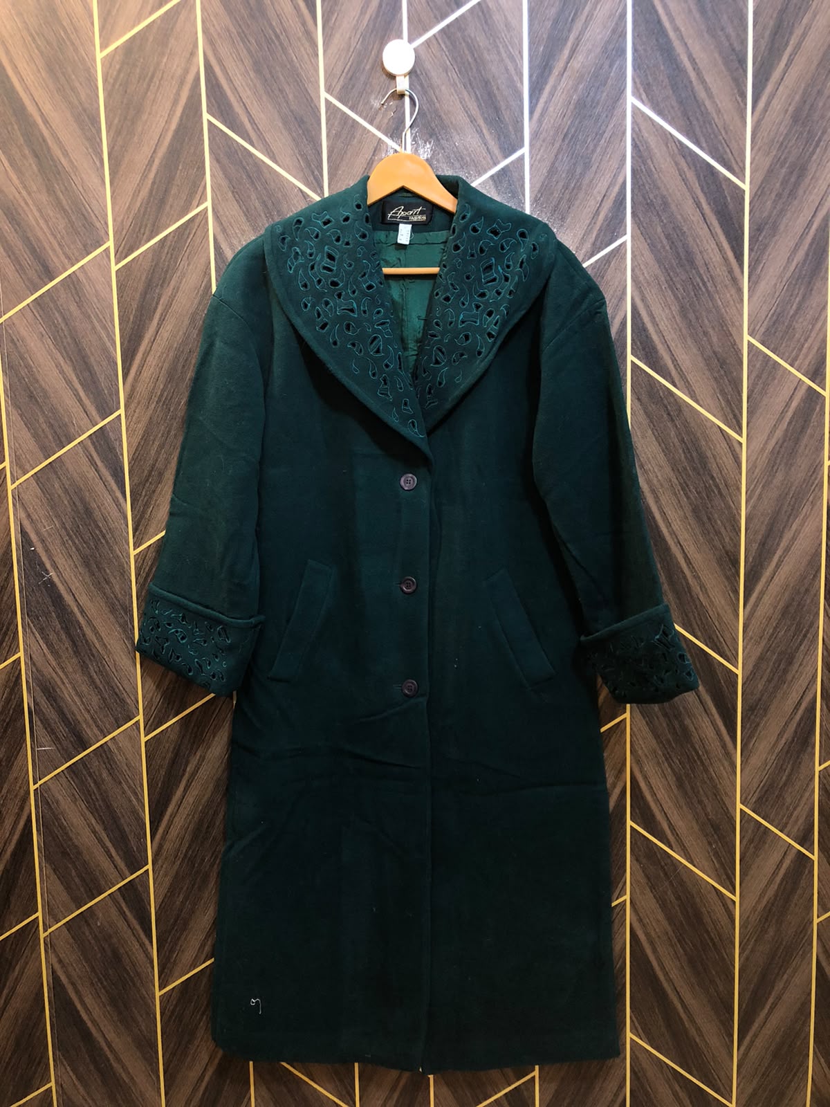 Women Wool Coat Large | Size | Chest 21 | Length 45