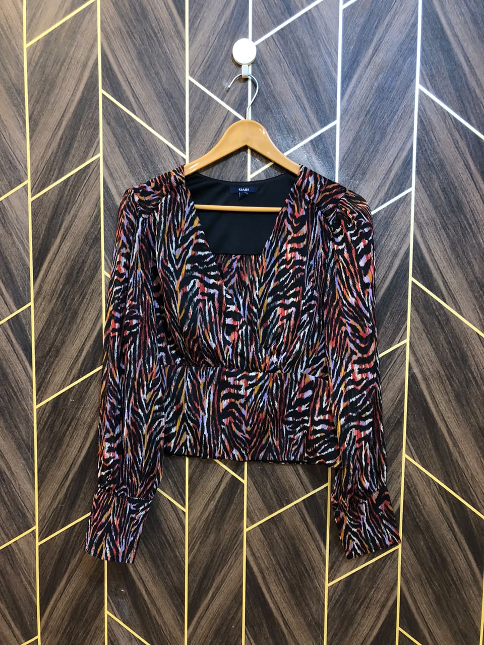 Western Top crop Silk – Medium Size (Chest: 19, Length: 20  )