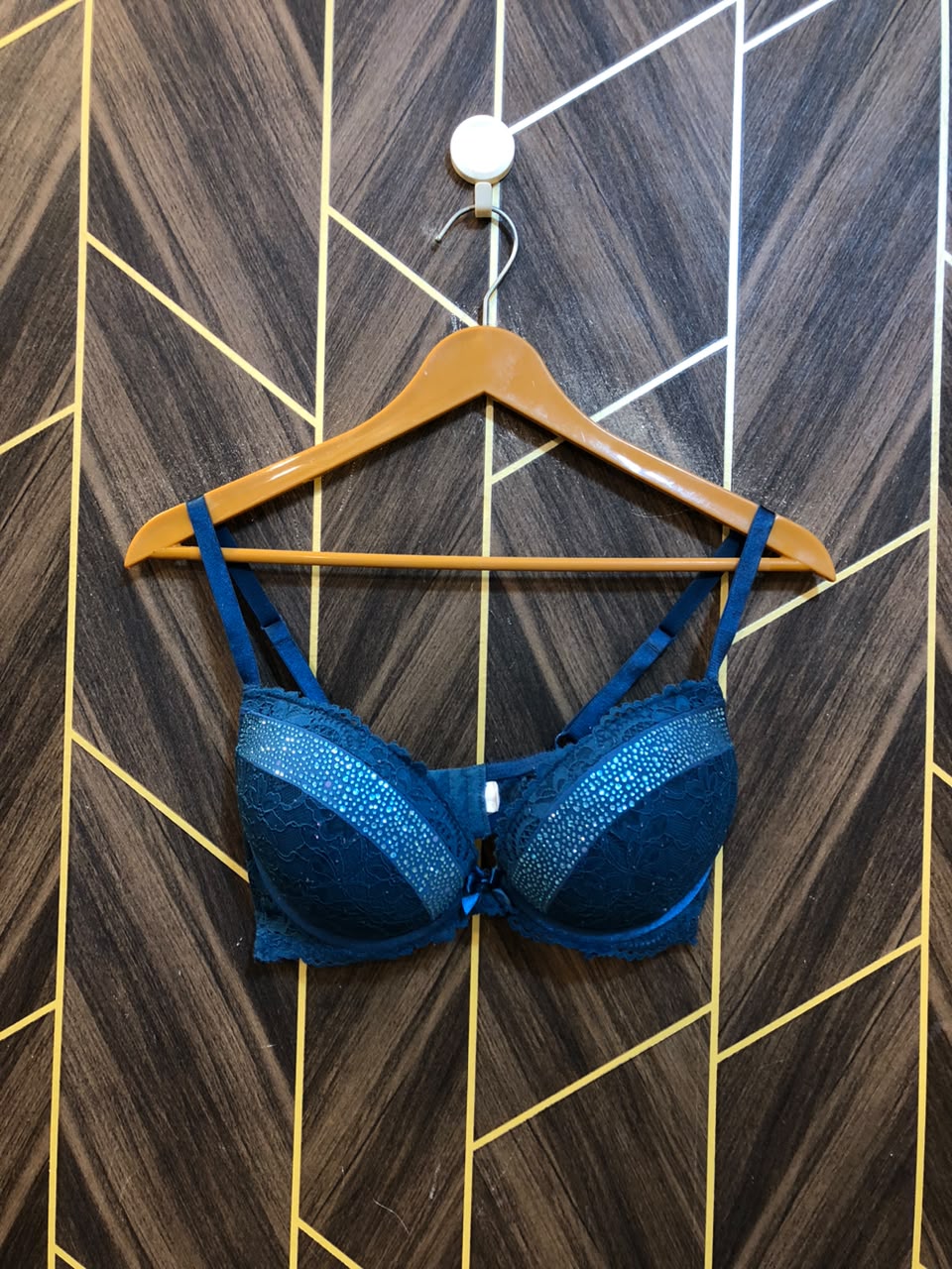 Women Sports Bra – Large