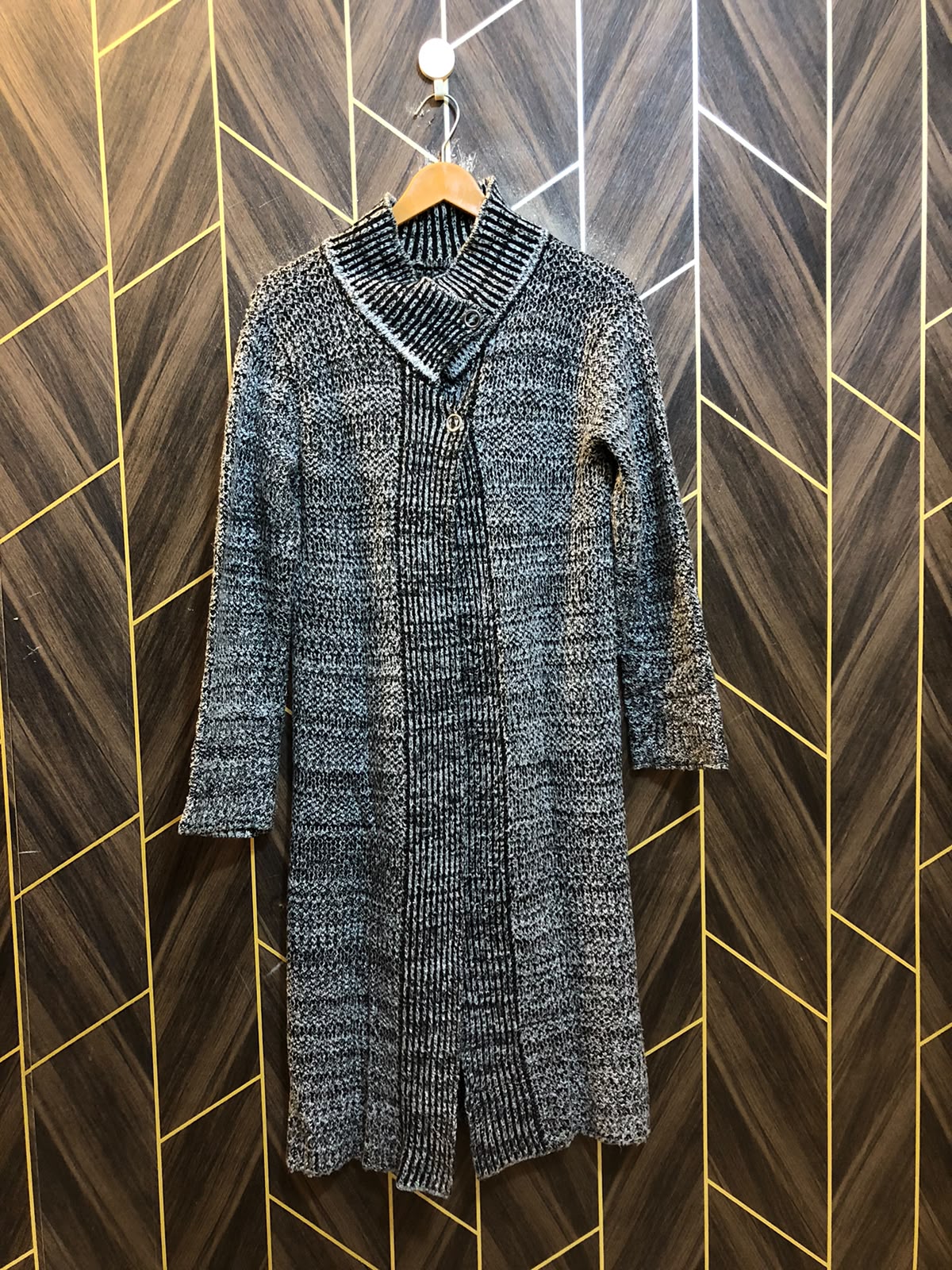 Women Wool Cardigan Sweater Medium | Size | Chest 19 | Length 42