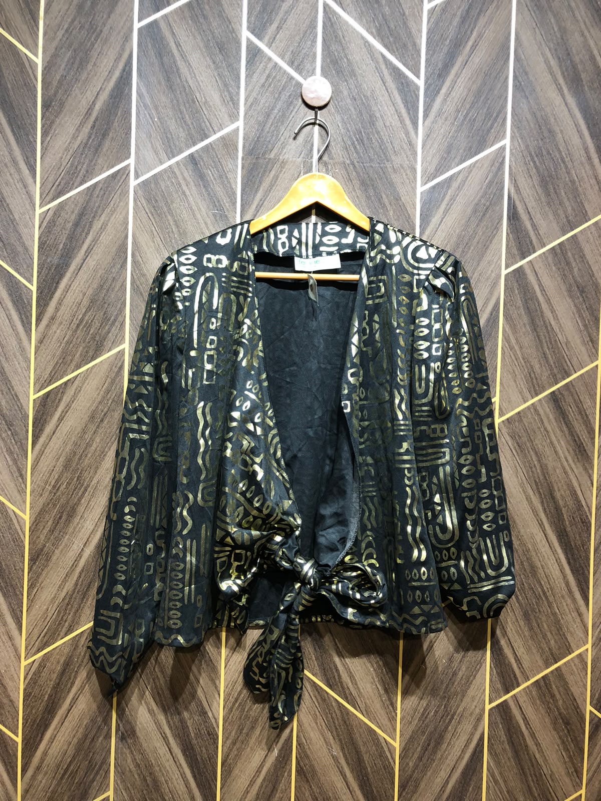 Western Top Silk – Medium Size (Chest: 19, Length: 22 )