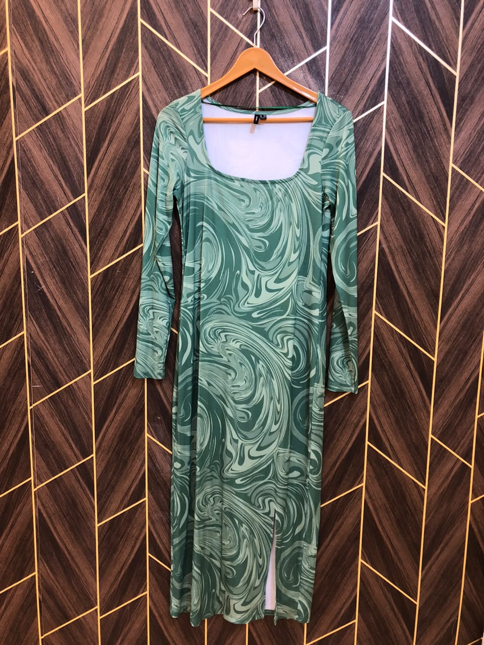 Western Long Maxi Jersey Medium | Size | Chest 19 | Length 59   body cone