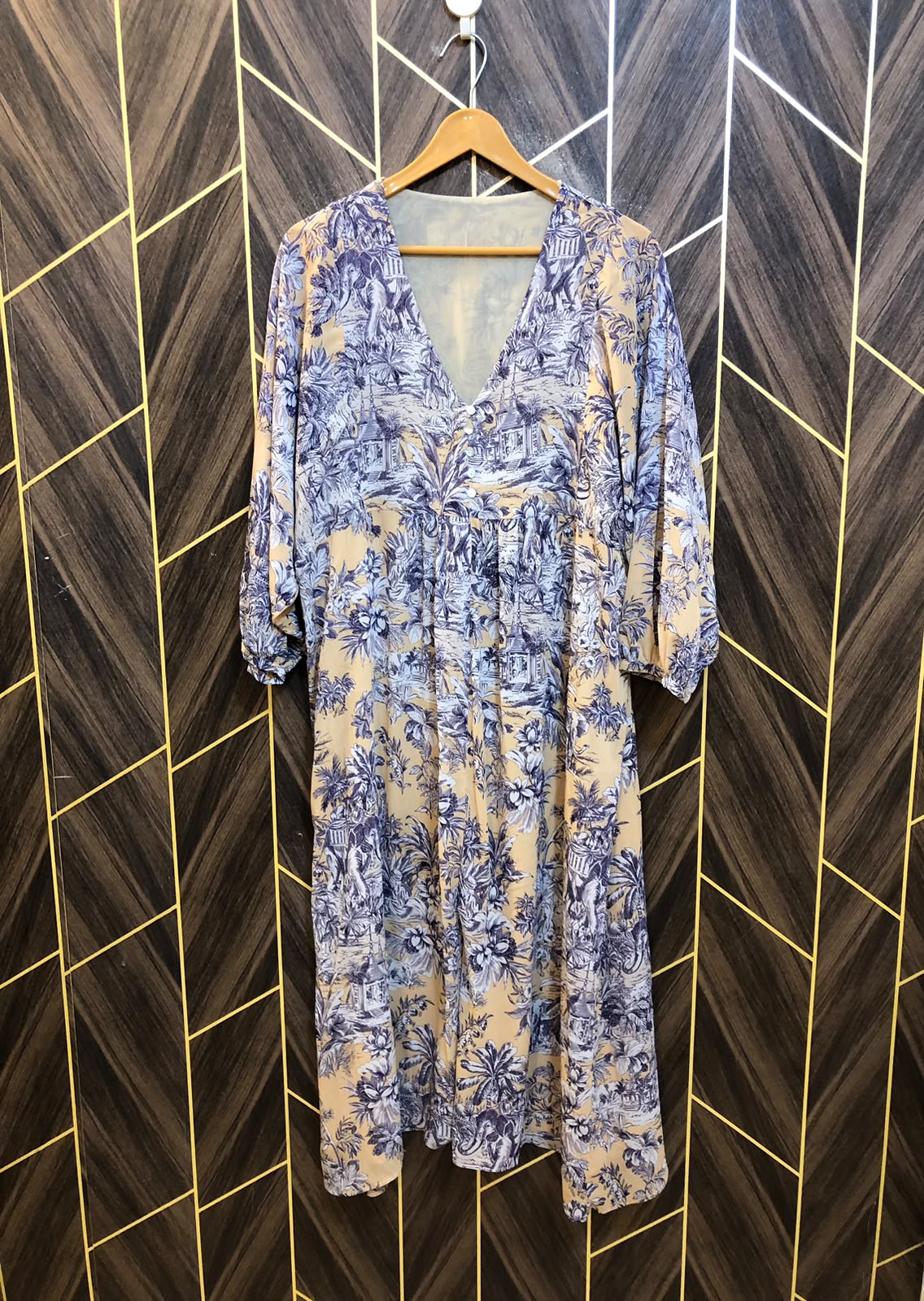 Western Long Maxi Chiffon Medium to large | Size | Chest 19 to 20 | Length 50
