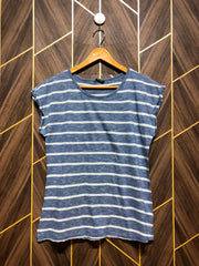 T-Shirt Jersey Medium to Large Size Length 24