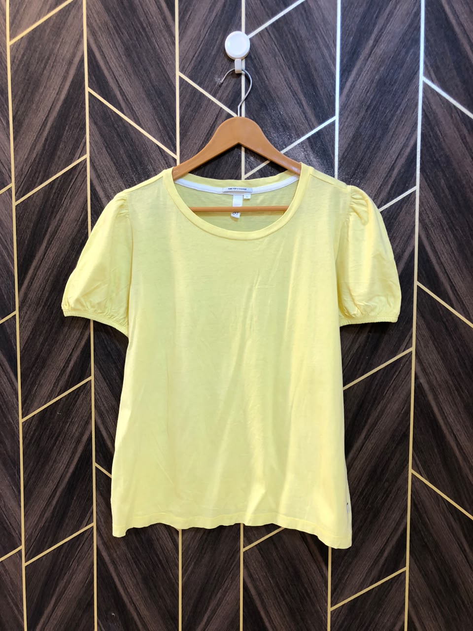 T-Shirt Jersey Medium to Large Size Length 24
