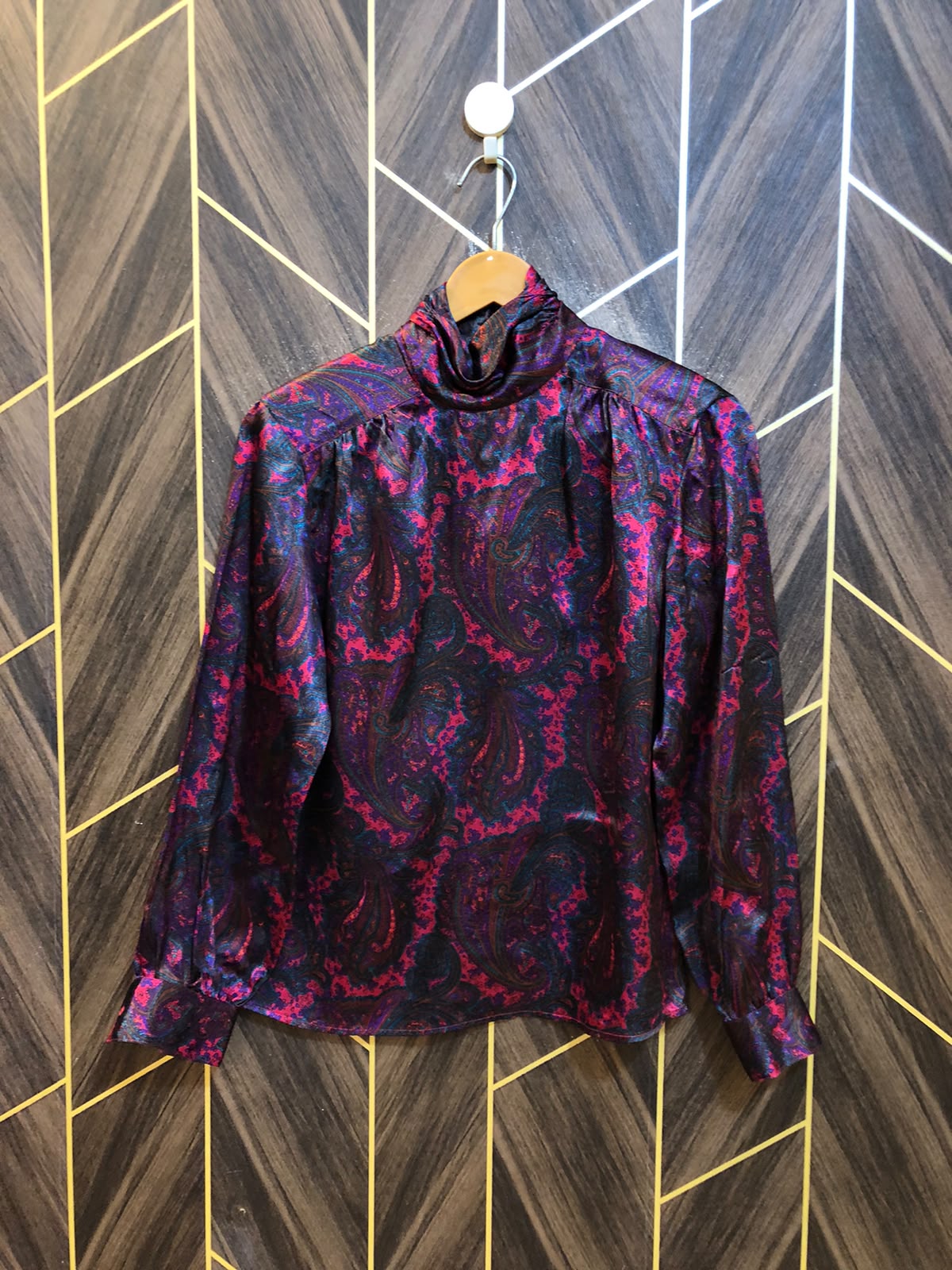 Western Top Silk – Medium Size (Chest: 19, Length: 25 )