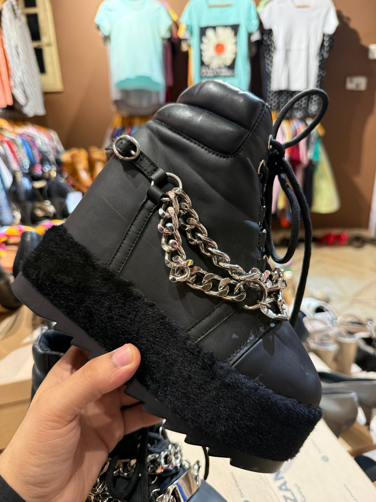 Trendy Shoes Size 5 Num