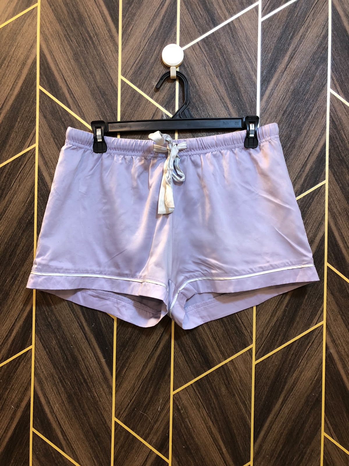 Women Mini Shorts Silk Medium | Size Waist 30 32