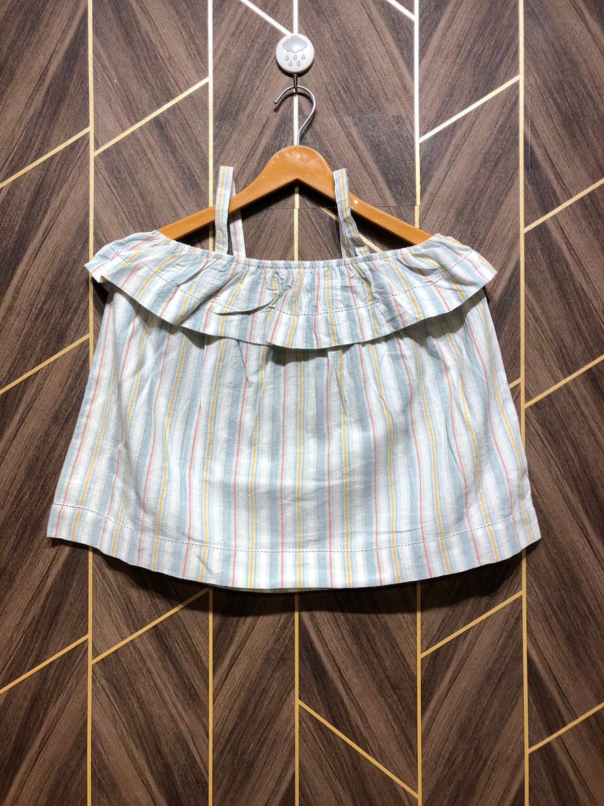 Trendy Cotton Crop Top size Small