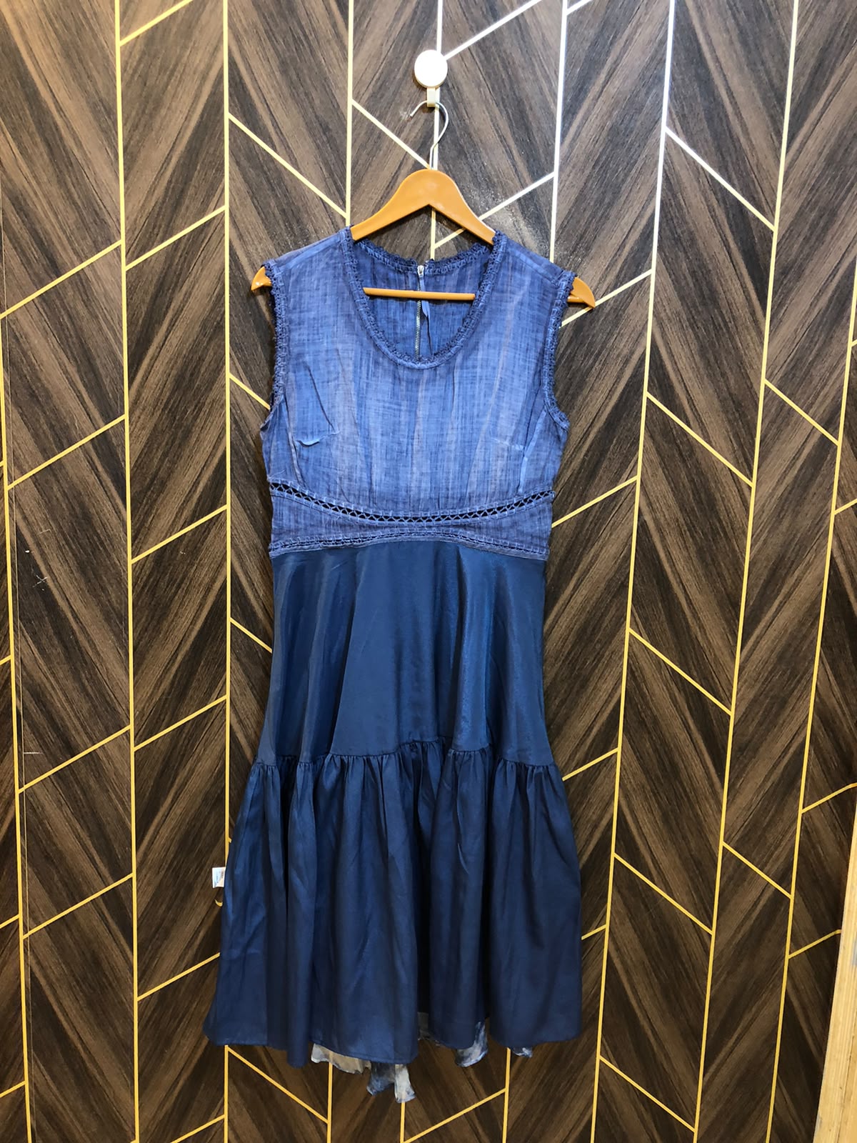 Mini Dress Silk Small Size Chest 18 Length 41