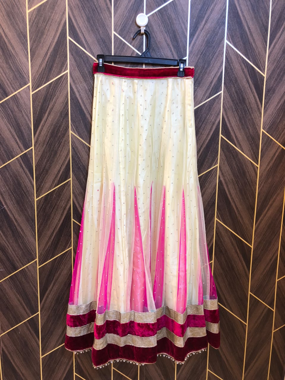 Women Skirts Silk X Small | Size Waist 26 | Length 41