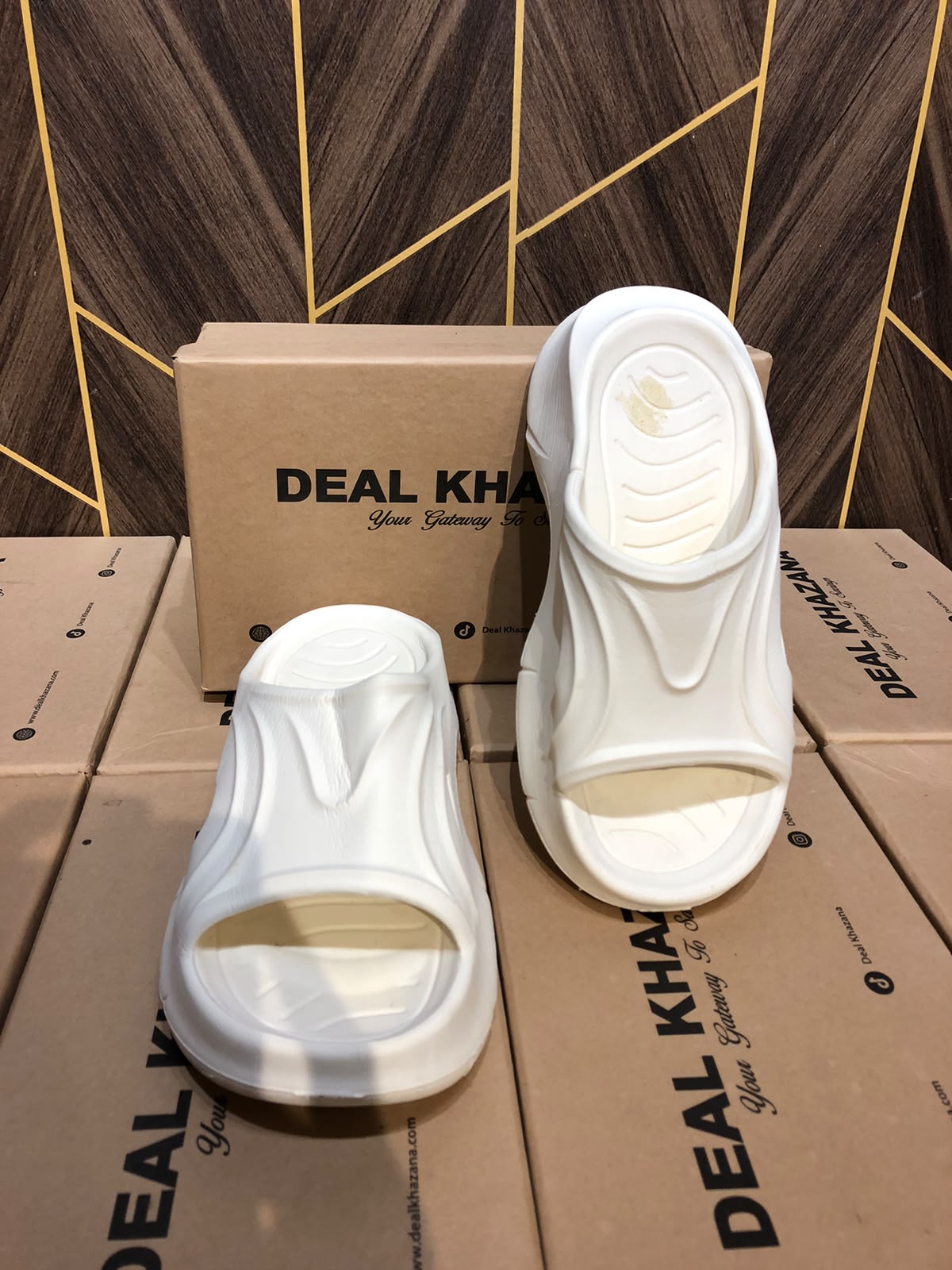 Women Comfortable Slippers Size 7