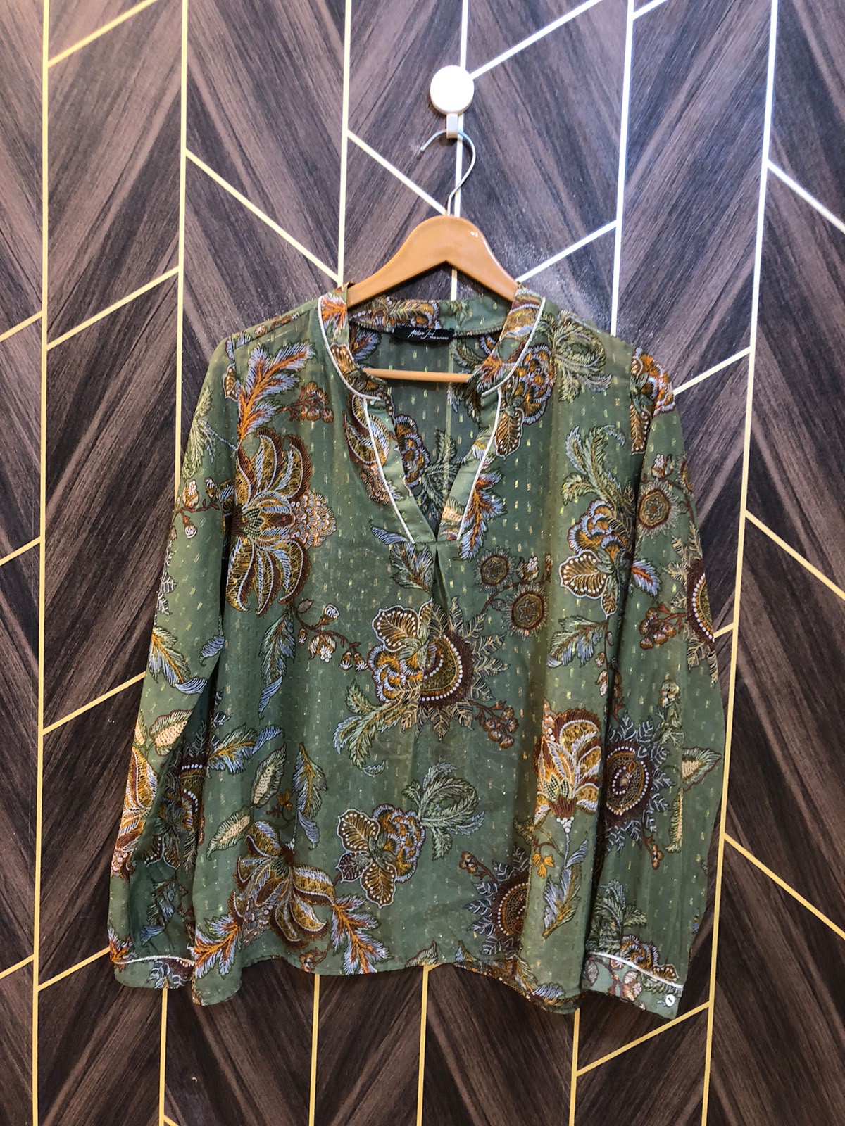 Western Top Chiffon (See Through) – Medium Size (Chest: 19, Length: 25 )