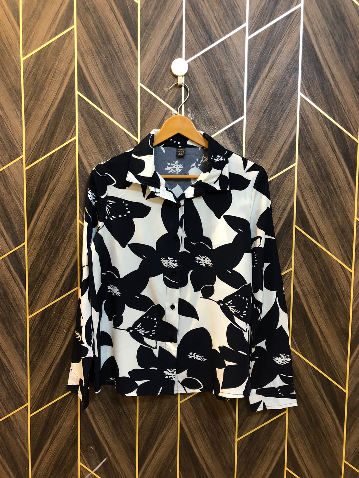 Western Top Silk – Medium Size (Chest: 19, Length: 24 )
