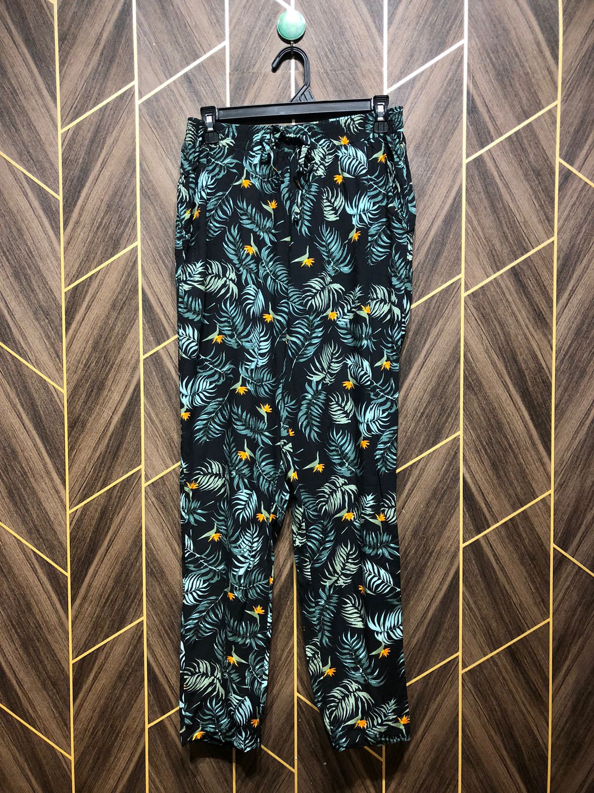 Women Linen Plazo Medium to large  Size Waist 30 to 32 Length 41