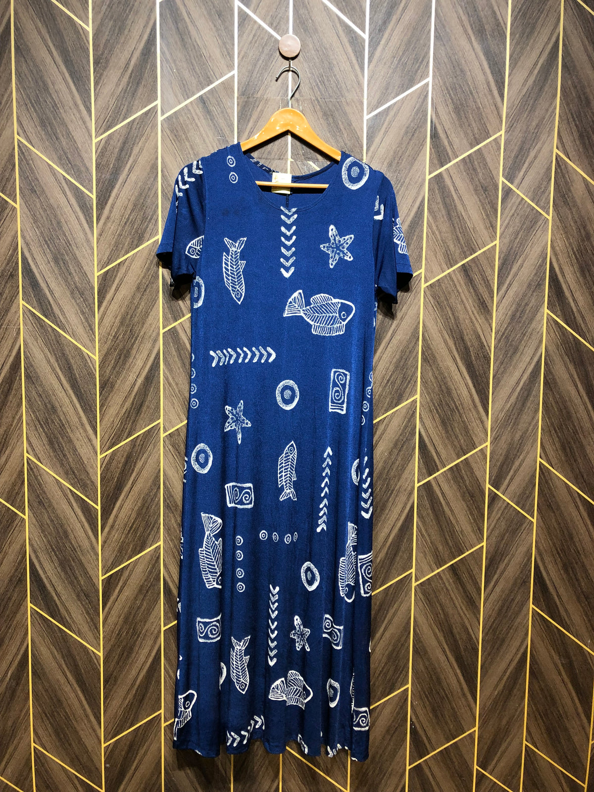 Long Maxie Jersey Medium Chest 19 Length 52