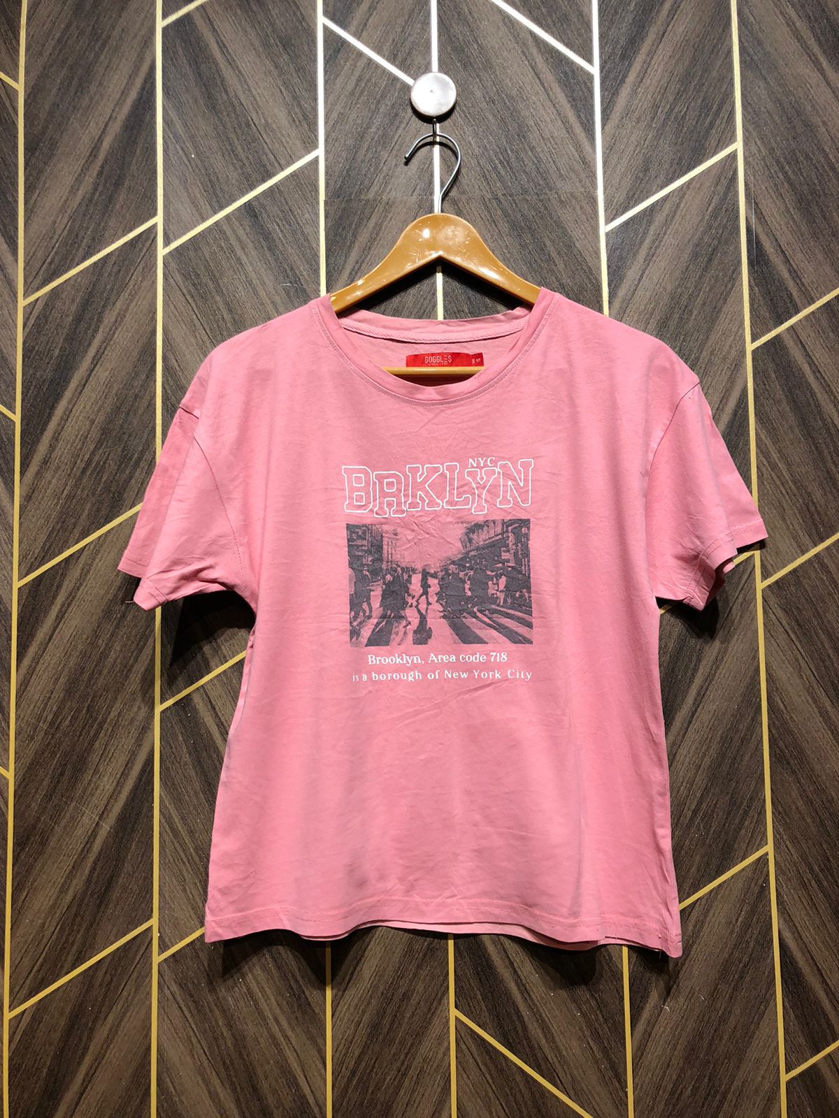 T-Shirt Jersey Small  baggy  Size Length 22