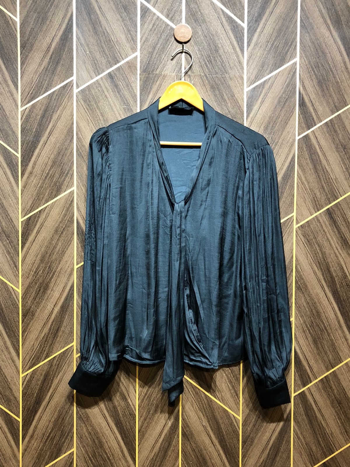 Western Top Silk – Large Size (Chest: 20, Length: 22 )