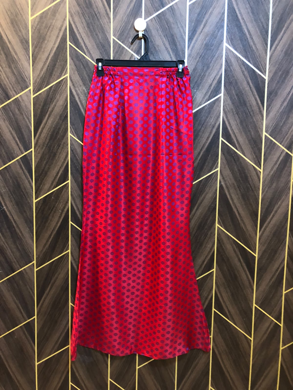 Women Skirts Silk X Small to Small | Size Waist 26–28 | Length 41