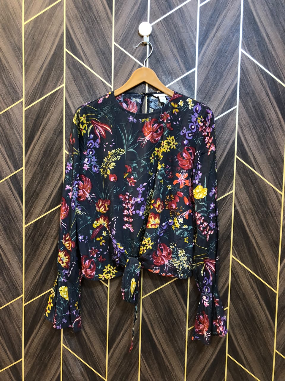 Trendy Chiffon CropTop Size Medium