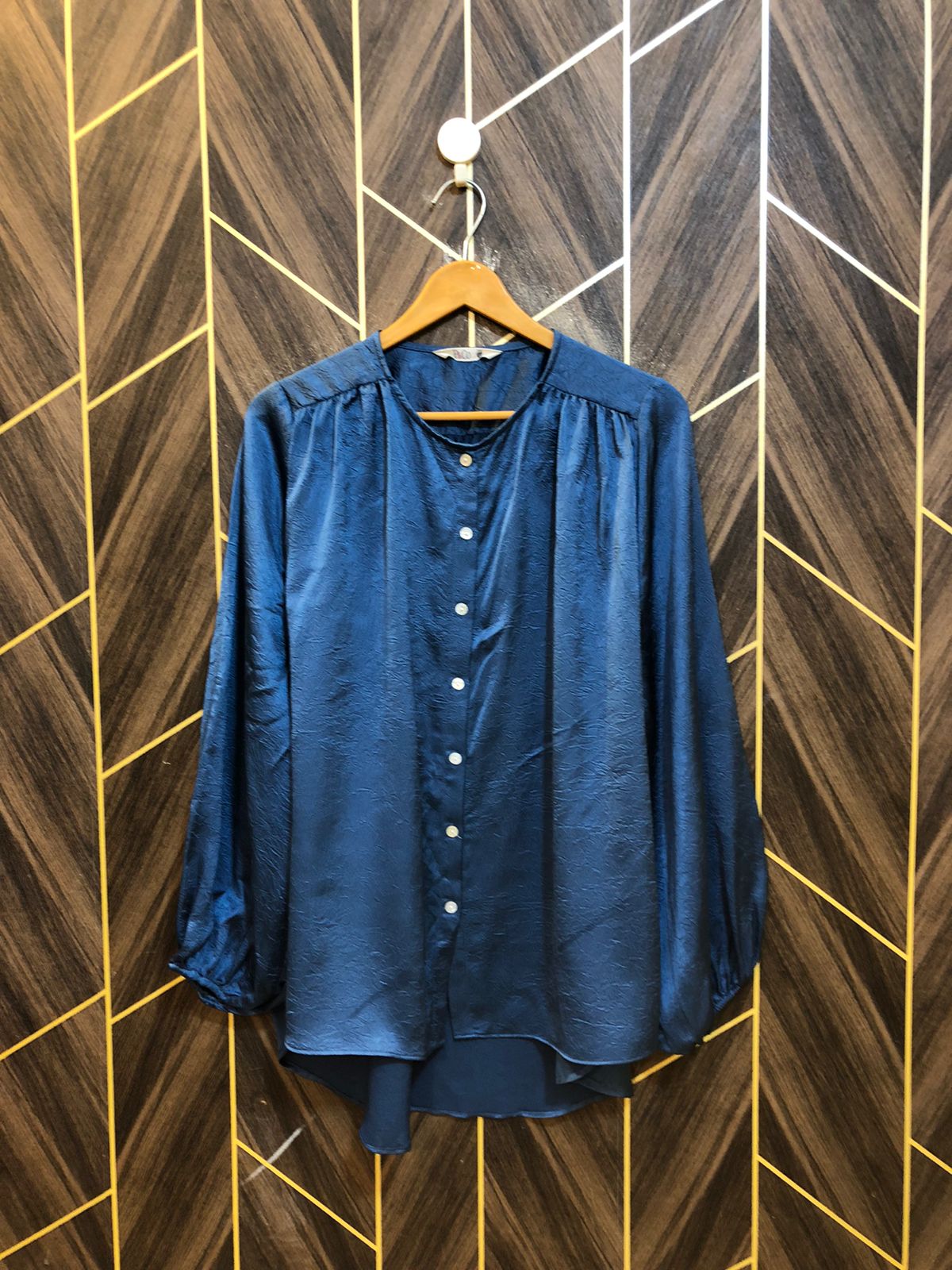 Western Top Silk – 2XL Size (Chest: 24, Length: 31)