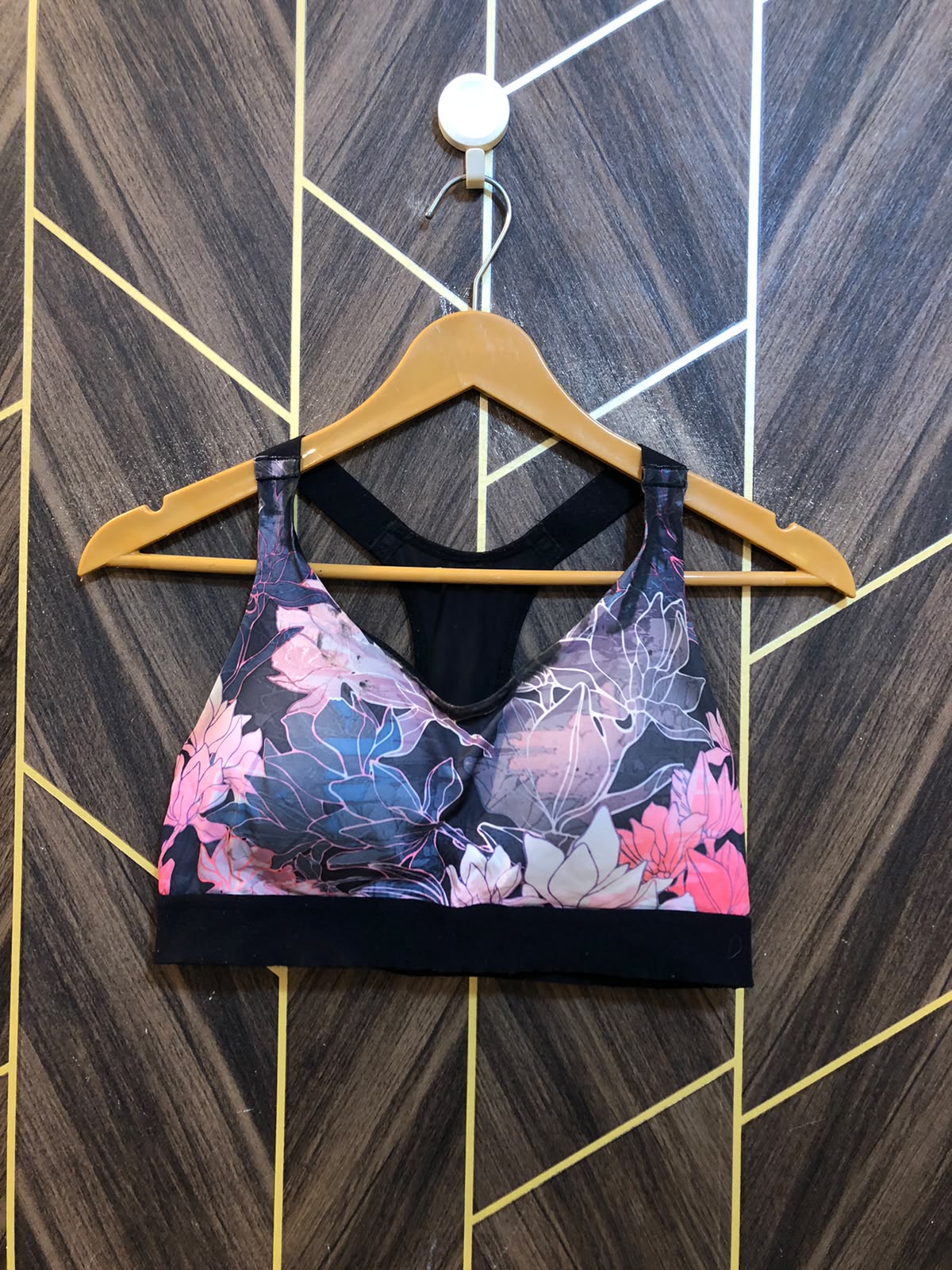 Women Sports Bra – Medium