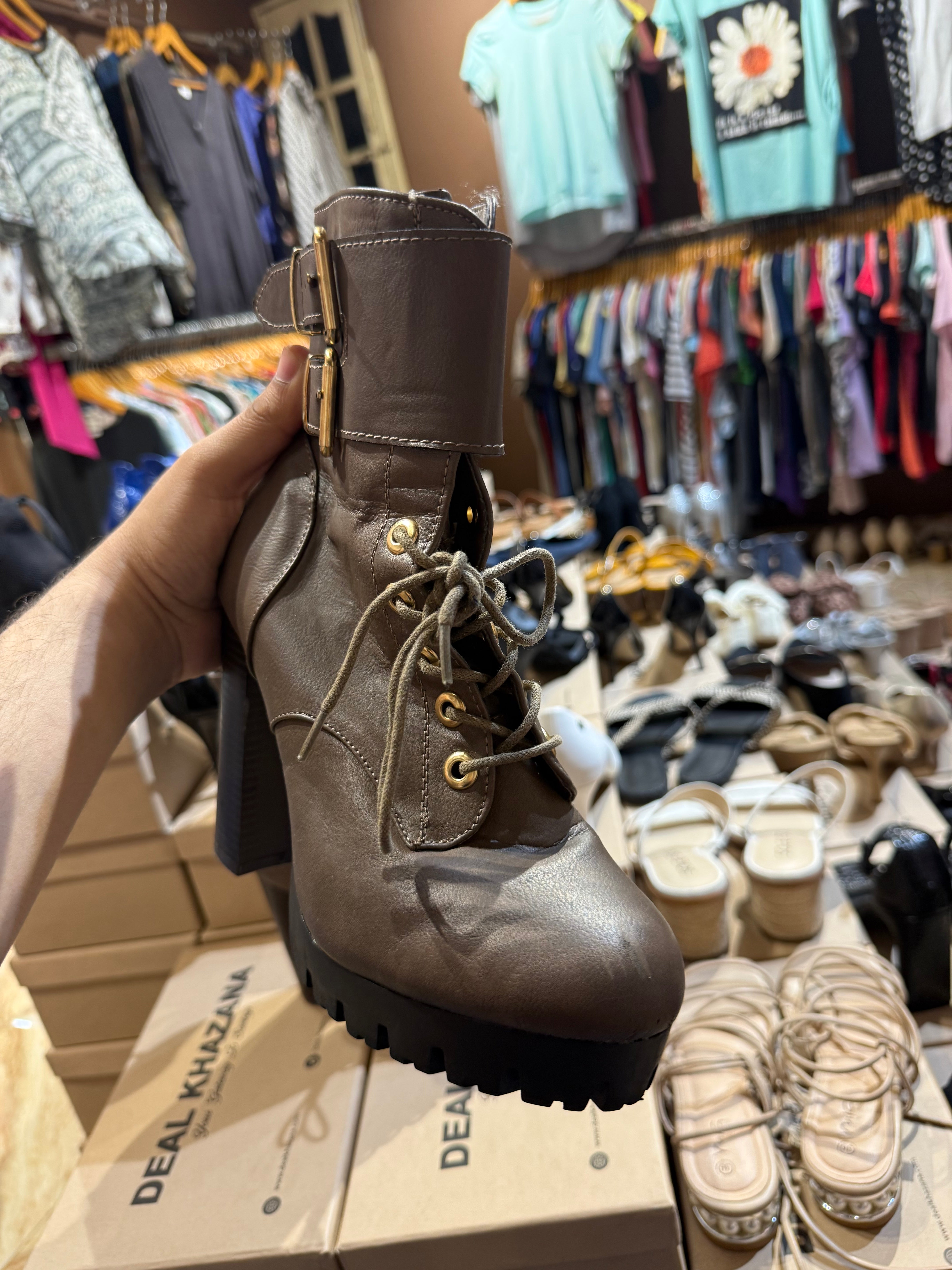 Heighted heel Long Shoes Size 37/7